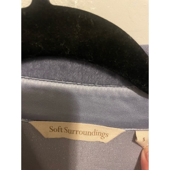 Soft Surroundings Light Blue Velvet Boyfriend‎ Long Sleeve Button Shirt Small - Picture 3 of 5